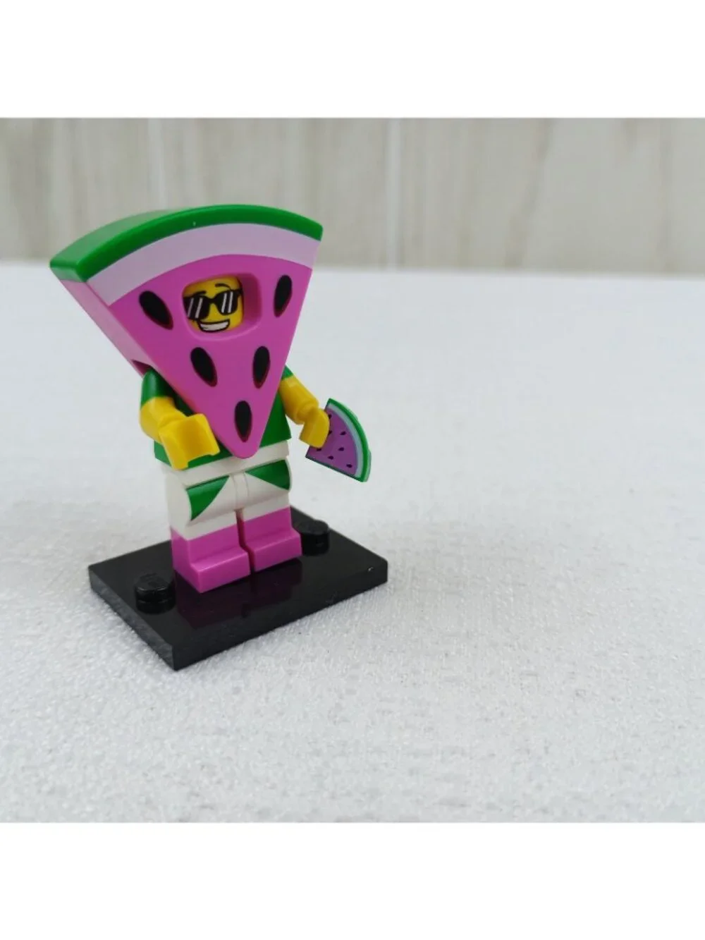 Lego Watermelon Dude 71023 Series Movie 2 CMF loose minifigure